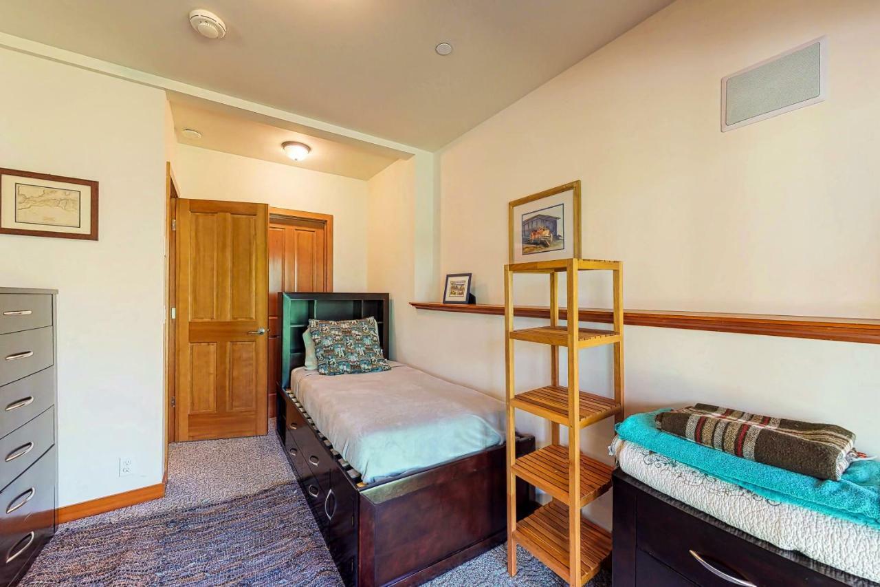 הוילה Lake Stevens Woodland Hideaway In The Hills מראה חיצוני תמונה