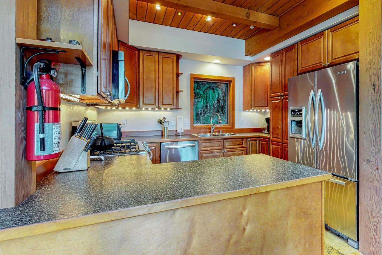 הוילה Lake Stevens Woodland Hideaway In The Hills מראה חיצוני תמונה