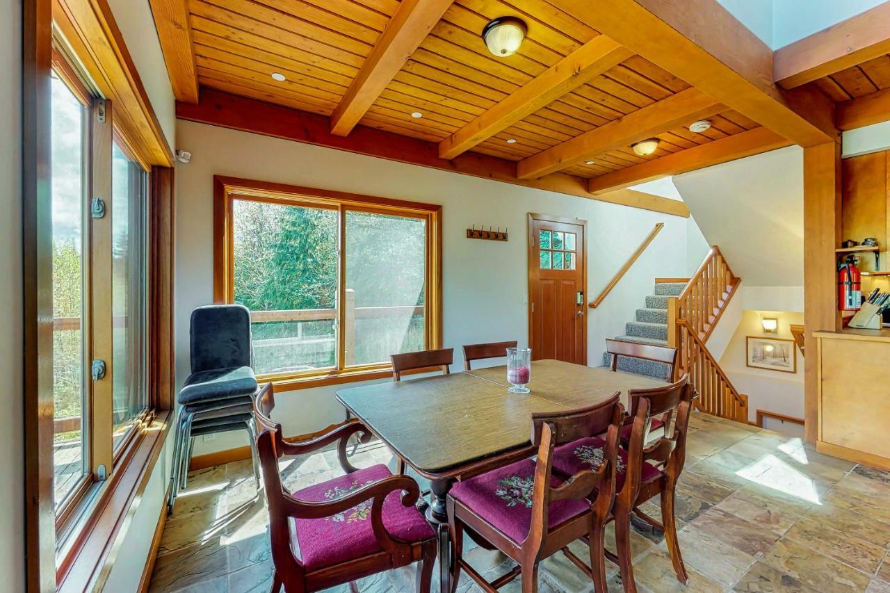 הוילה Lake Stevens Woodland Hideaway In The Hills מראה חיצוני תמונה
